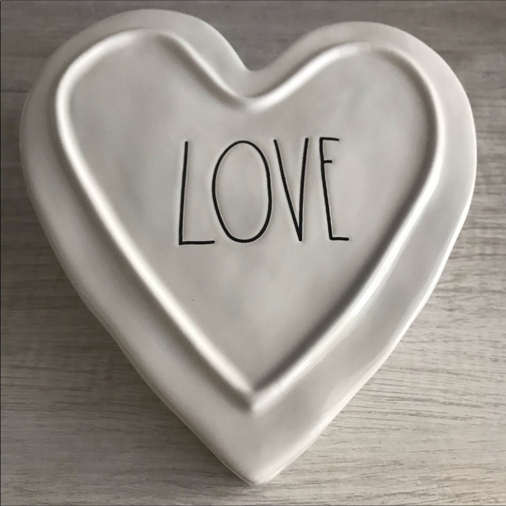 Rae Dunn Love ❤️ jewelry heart - Picture 2 of 7